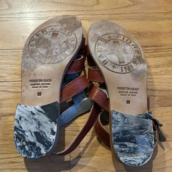 Fiorentini + Baker EU 38 or US 7.5 gladiator sandals cognac leather silver studs - Picture 4 of 6